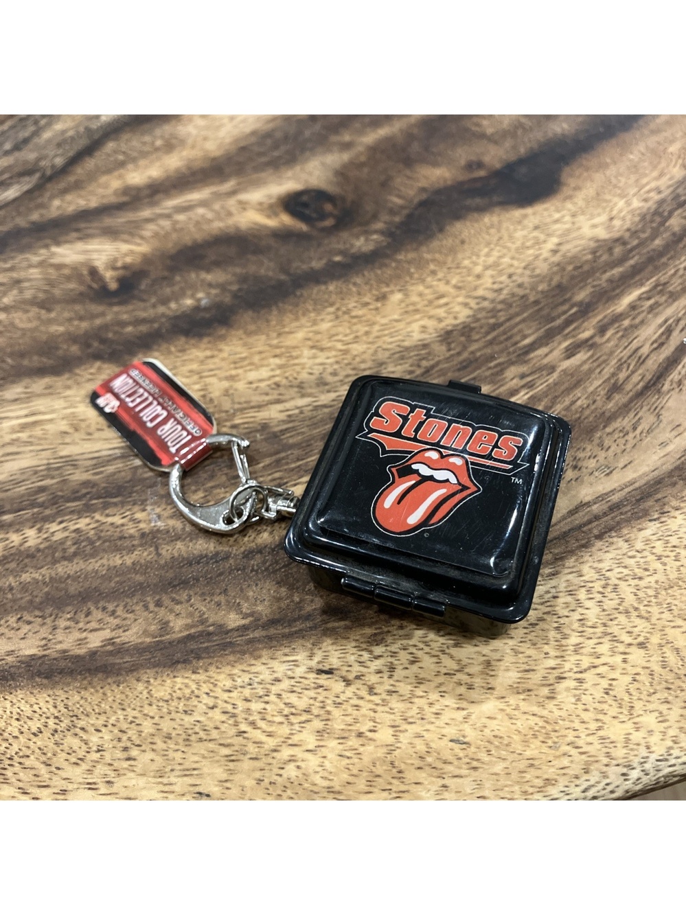 The Rolling Stones Rock Tour Collection Metal Ashtray/Stash Box Keychain NEW